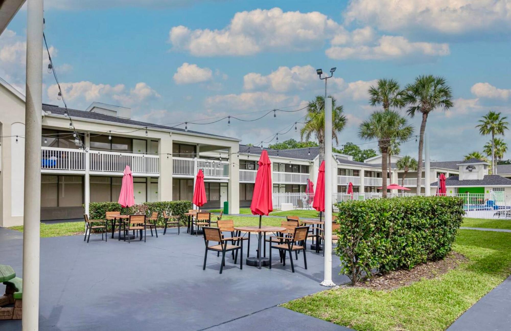 Pool - Wifi - Parking - Best Location ! 키시미 외부 사진